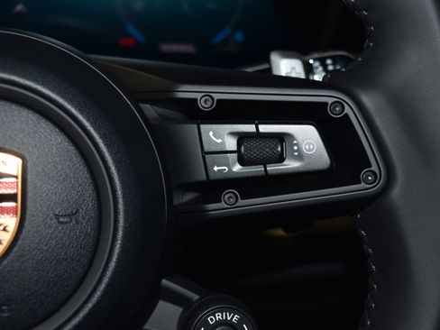 New 2026 Porsche Cayenne Coupe image 11