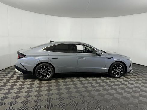 Used 2024 Hyundai Sonata SEL FWD image 7