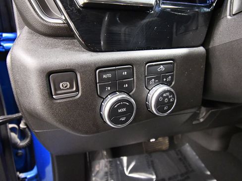 Used 2024 GMC Sierra 1500 Elevation w/ LPO, Elevation Black Package AWD/4WD image 19