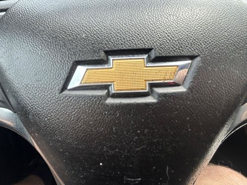 Used 2018 Chevrolet Equinox LT FWD image 20