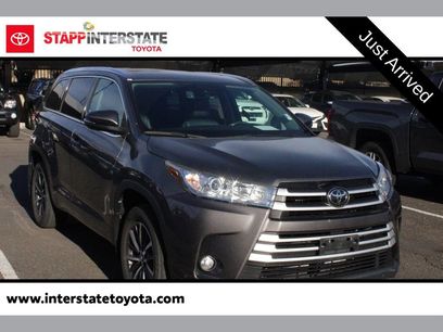 Used 2017 Toyota Highlander XLE w/ Carpet Mat Package