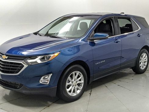 Used 2019 Chevrolet Equinox LT w/ Driver Convenience Package FWD image 1