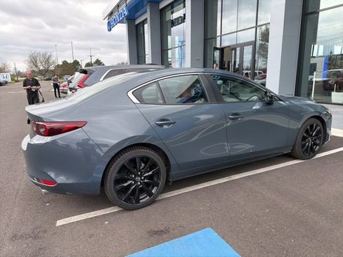 Used 2023 MAZDA MAZDA3 s image 3