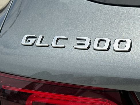 Certified 2022 Mercedes-Benz GLC 300 w/ Premium Package Lite image 40
