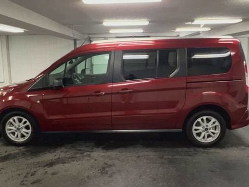 Used 2020 Ford Transit Connect XLT FWD image 5