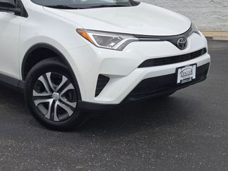 Used 2017 Toyota RAV4 LE w/ All Weather Liner Package AWD/4WD video 2