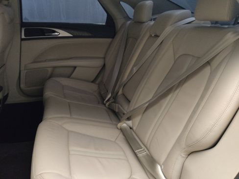 Used 2017 Lincoln MKZ Select w/ Select Plus Package FWD image 18