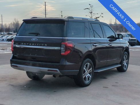 Used 2023 Ford Expedition Limited image 8