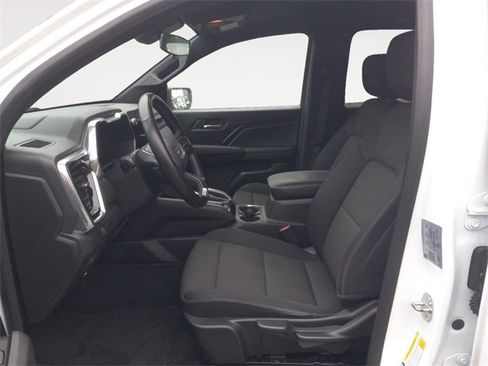 Used 2023 GMC Canyon Elevation image 5