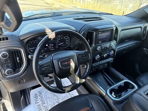 Used 2022 GMC Sierra 1500 AT4 w/ AT4 Preferred Package image 13