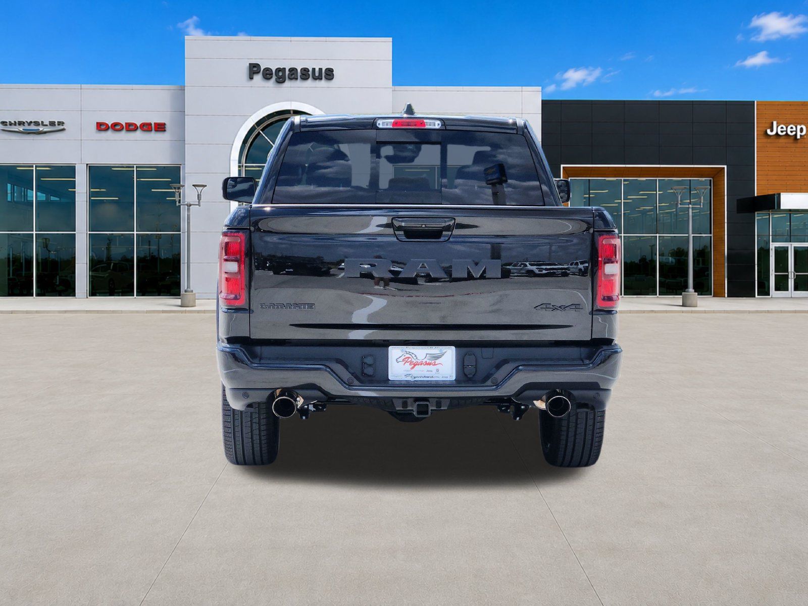New 2027 RAM 1500 Laramie w/ Night Edition AWD/4WD image 8