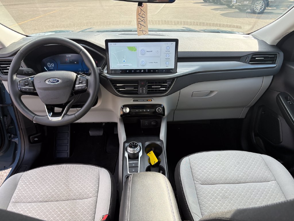 Used 2023 Ford Escape Active w/ Tech Pack #2 AWD/4WD image 17