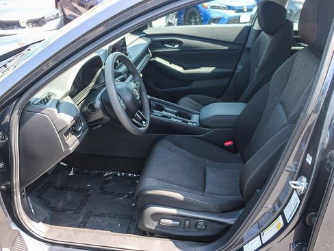 Used 2025 Honda Accord SE image 18