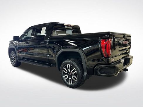 Used 2022 GMC Sierra 1500 AT4 w/ AT4 Premium Package AWD/4WD image 3