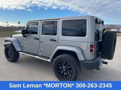 Used 2015 Jeep Wrangler Unlimited Sahara w/ Dual Top Group image 4