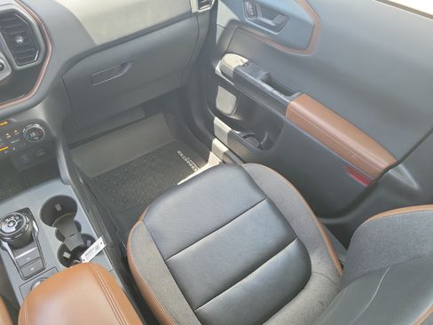 Used 2021 Ford Bronco Sport Outer Banks AWD/4WD image 18