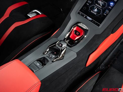 Used 2023 Lamborghini Huracan STO RWD image 37
