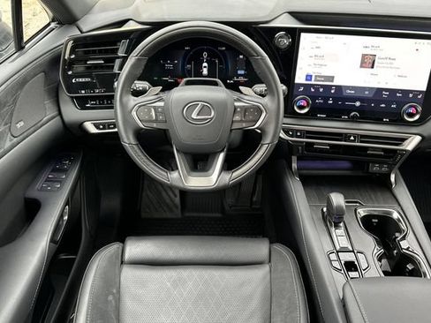 Used 2025 Lexus RX 350 w/ Convenience Package AWD/4WD image 17