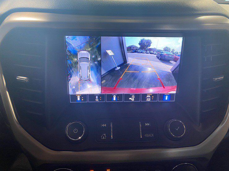 Used 2021 GMC Acadia Denali w/ Denali Ultimate Package AWD/4WD image 27
