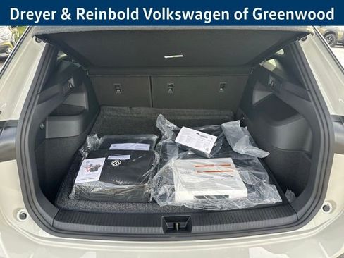 New 2026 Volkswagen Tiguan SEL R-Line image 35