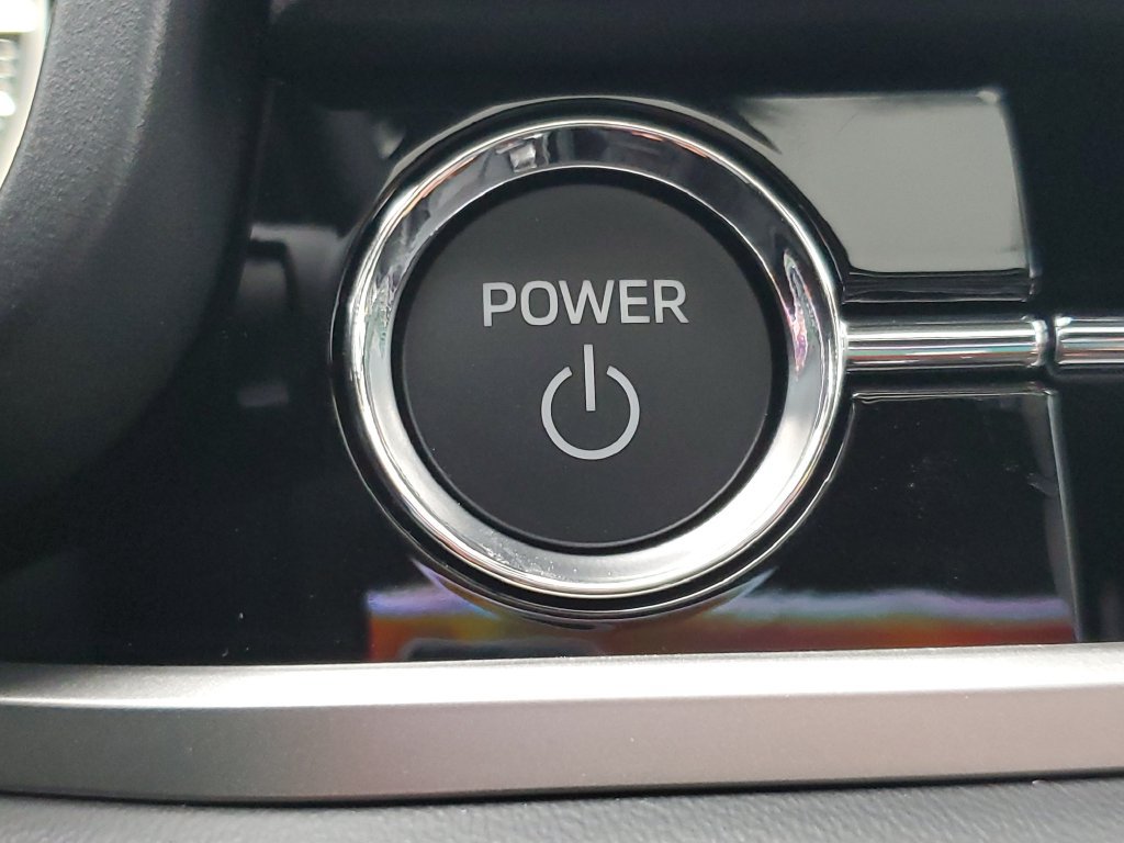 Used 2025 Mitsubishi Outlander SE AWD/4WD image 24