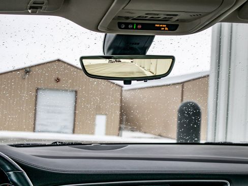 Used 2023 Buick Enclave Avenir w/ Avenir Technology Package image 41