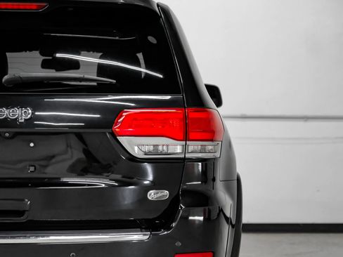 Used 2015 Jeep Grand Cherokee Overland AWD/4WD image 68