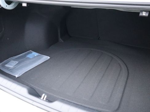 New 2025 Kia K4 LXS image 10