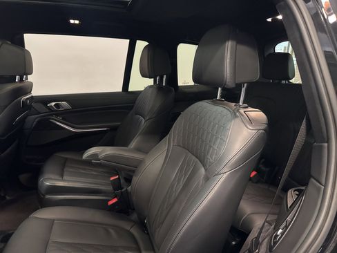 Used 2023 BMW X7 M60i w/ Executive Package image 25