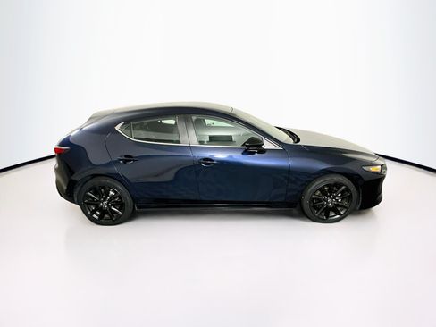 Used 2024 MAZDA MAZDA3 s FWD image 10
