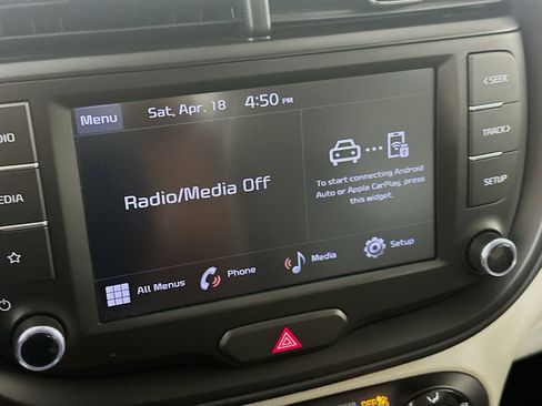 Used 2025 Kia Soul LX w/ LX Technology Package image 21