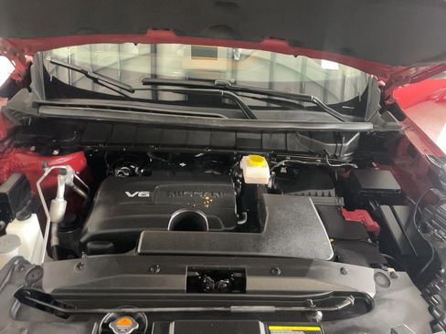 Certified 2024 Nissan Pathfinder SL w/ SL Premium Package image 20