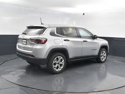 New 2025 Jeep Compass Sport w/ Mopar Graphics Package image 9