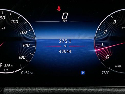 Used 2025 Mercedes-Benz GLA 250 image 44