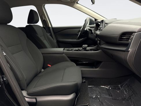 Used 2026 Nissan Rogue S image 16