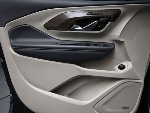 Used 2022 GMC Terrain Denali image 23