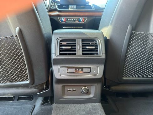 Used 2023 Audi Q5 2.0T Prestige w/ Prestige Package image 24