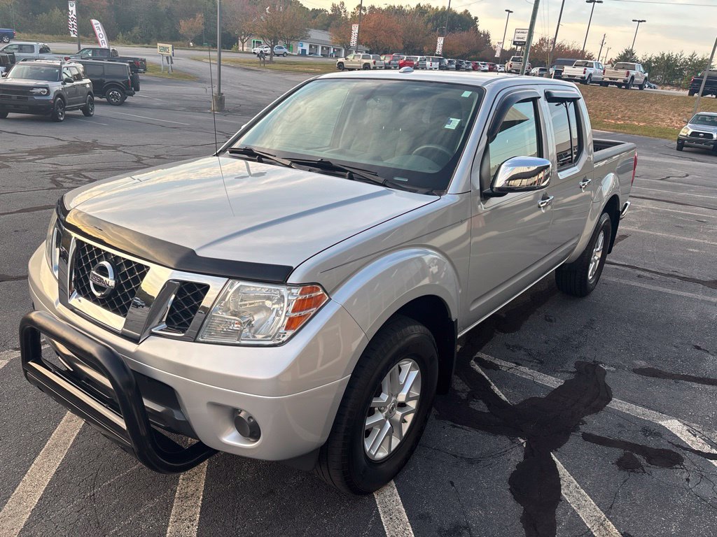 Used 2018 Nissan Frontier SV AWD/4WD image 5