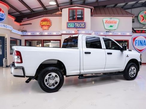 Used 2024 RAM 3500 Tradesman w/ Chrome Appearance Group image 3