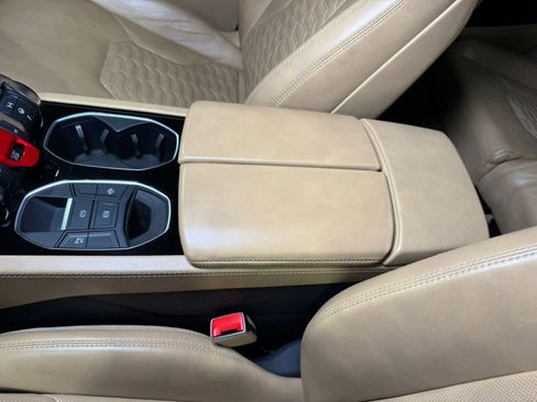 Used 2021 Lamborghini Urus image 30