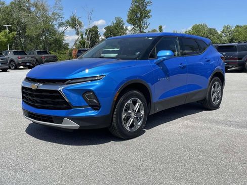 Used 2024 Chevrolet Blazer LT w/ LPO, Floor Liner Package FWD image 22