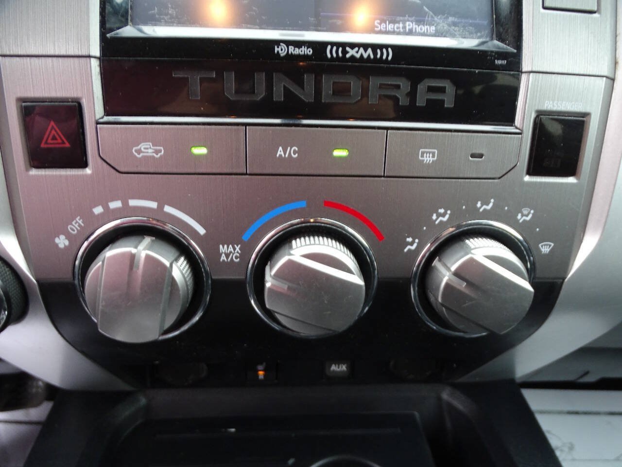 Used 2016 Toyota Tundra CrewMax w/ TRD Off-Road Pkg AWD/4WD image 28