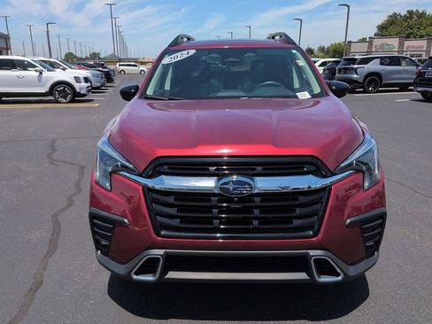 Used 2024 Subaru Ascent Touring AWD/4WD image 2