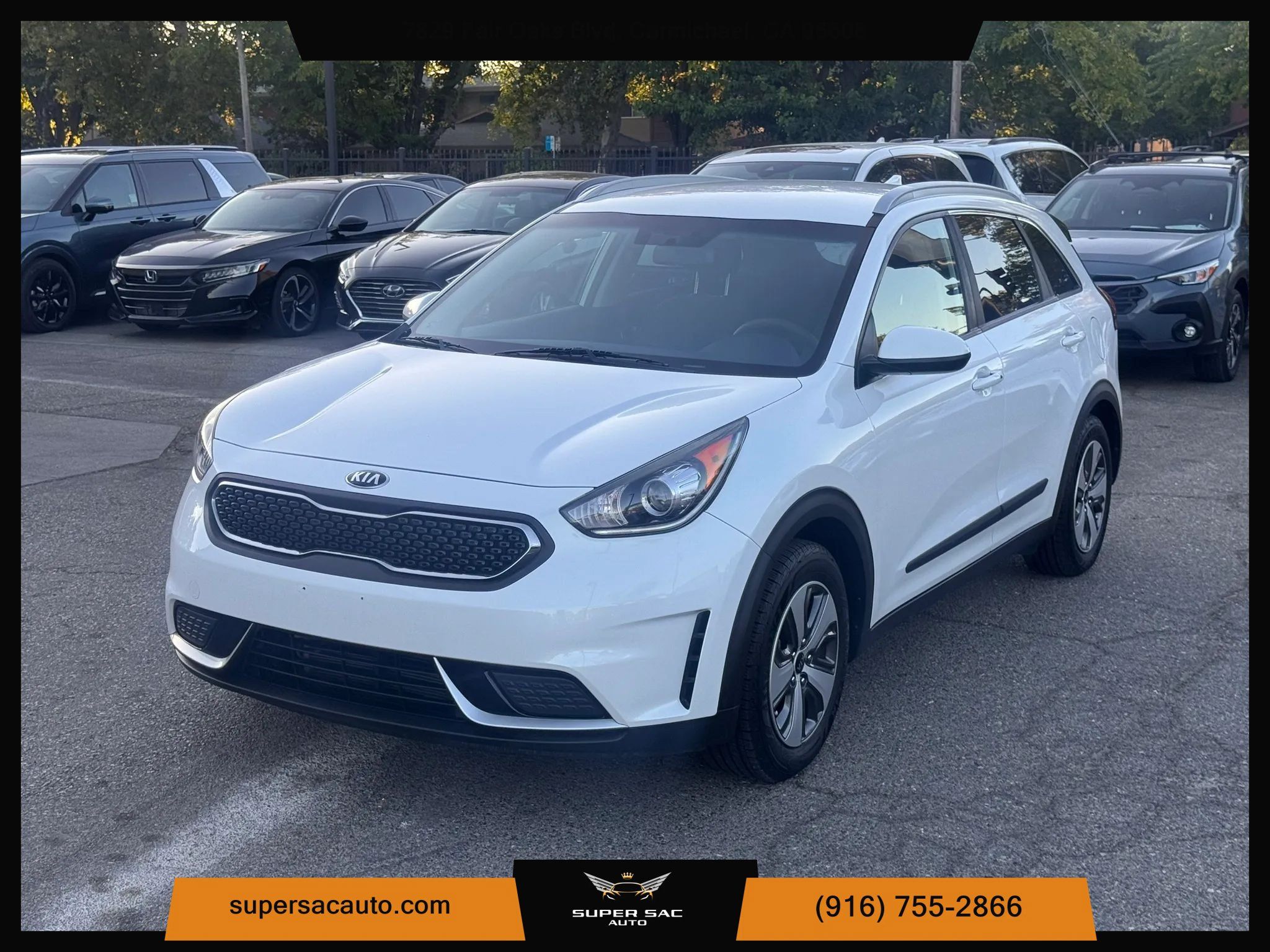 Used 2018 Kia Niro LX FWD image 1
