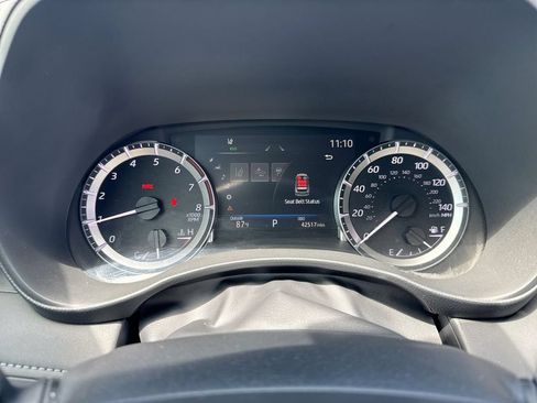 Used 2023 Toyota Highlander L FWD image 15