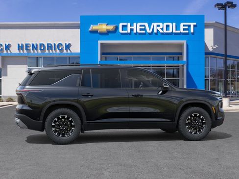 New 2026 Chevrolet Traverse Z71 w/ Enhanced Driving Package AWD/4WD image 7