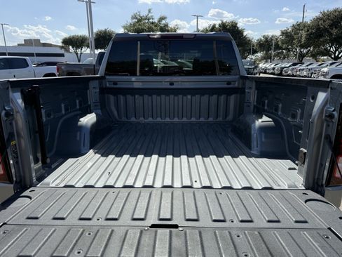 Used 2024 GMC Sierra 1500 Elevation w/ X31 Off-Road Package AWD/4WD image 30