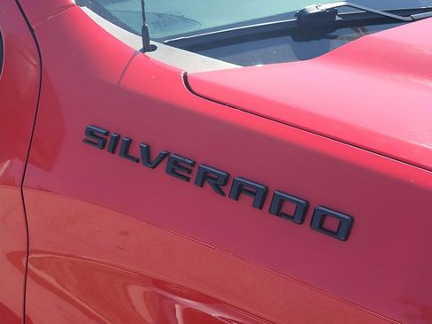 Used 2023 Chevrolet Silverado 1500 Custom w/ LPO, Dark Essentials Package image 5