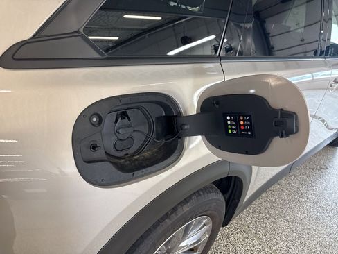 Used 2025 MAZDA CX-90 Plug-In Hybrid w/ Preferred image 51