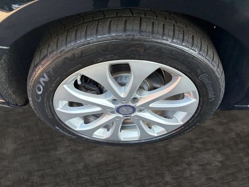 Used 2017 Mercedes-Benz E 300 4MATIC w/ Premium 1 Package image 41